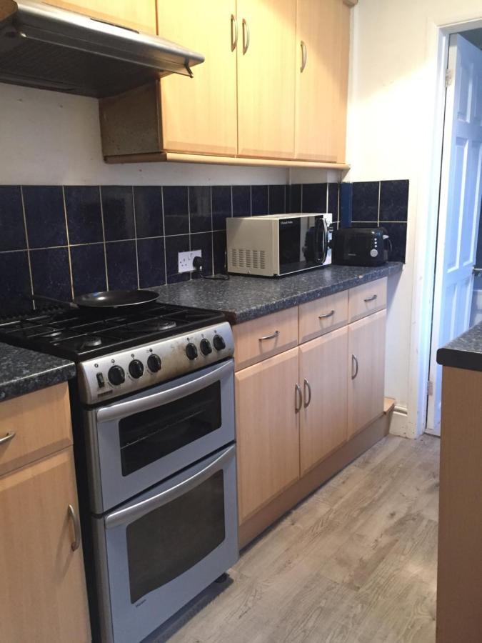 Private Double Room Near City Centre, Coventry Exterior photo